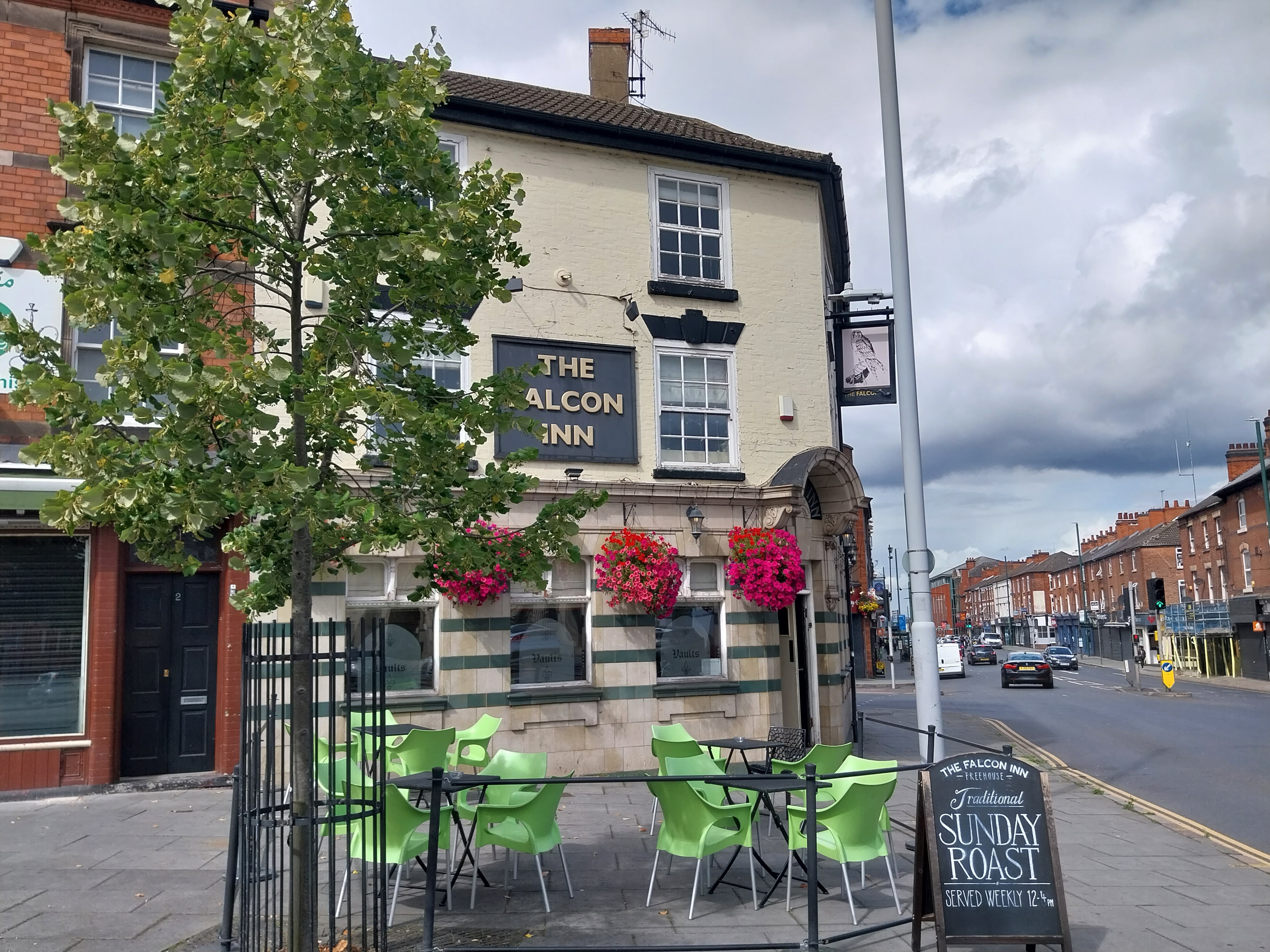 Welcome to NottsNightThe Falcon Inn